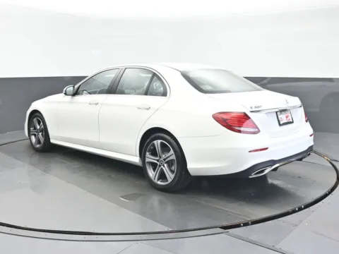 More photos of 2019 Mercedes-Benz E-Class E 300 at Gravity Autos Chicago, IL