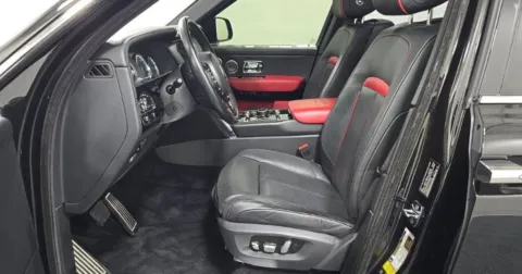 More photos of 2019 Rolls-Royce Cullinan at Gravity Autos Chicago, IL