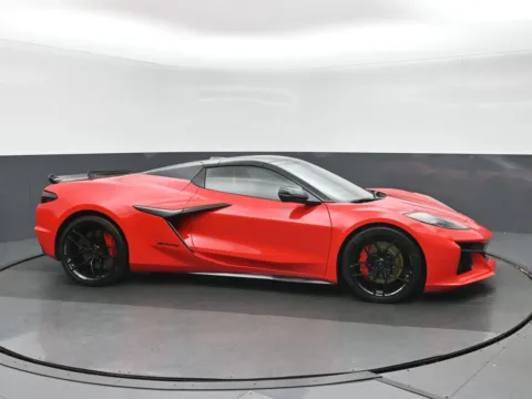 Photos of 2025 Chevrolet Corvette Z06 for sale in Highland Park, IL at Gravity Autos Chicago