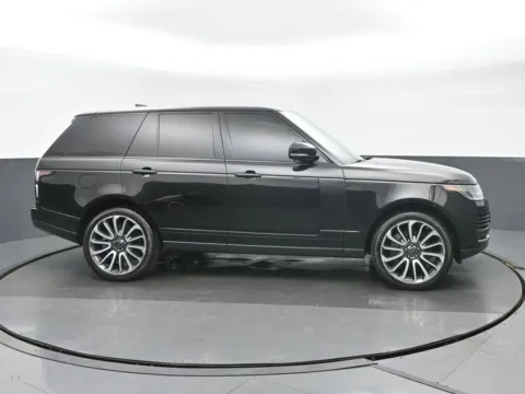 Photos of 2020 Land Rover Range Rover HSE for sale in Highland Park, IL at Gravity Autos Chicago