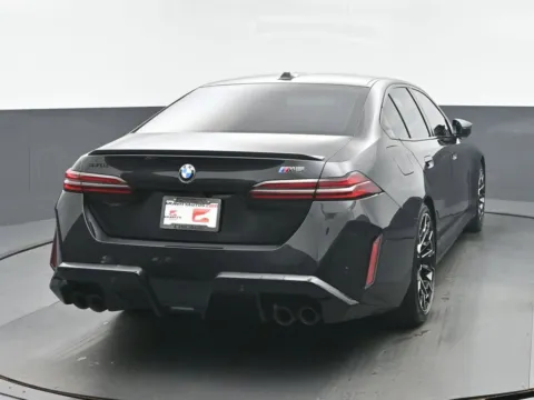 More photos of 2025 BMW M5 at Gravity Autos Chicago, IL