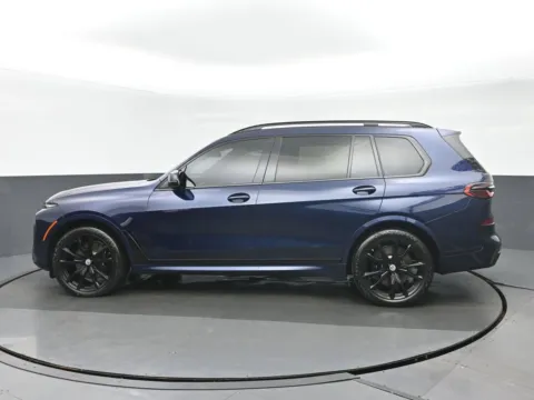 Photos of 2023 BMW X7 M60i for sale in Highland Park, IL at Gravity Autos Chicago
