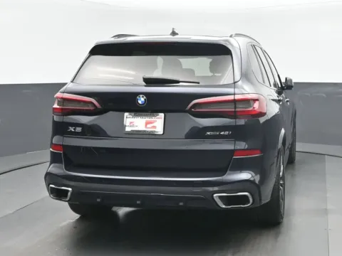More photos of 2022 BMW X5 xDrive40i at Gravity Autos Chicago, IL
