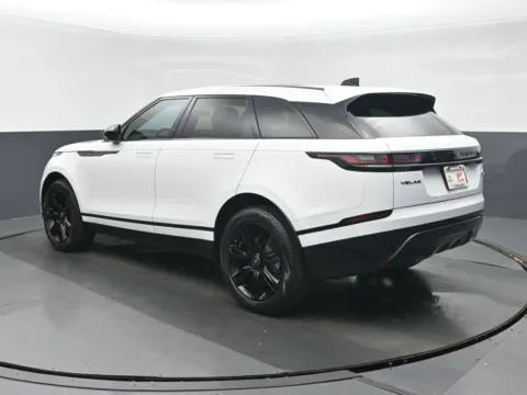 More photos of 2023 Land Rover Range Rover Velar R-Dynamic S at Gravity Autos Chicago, IL