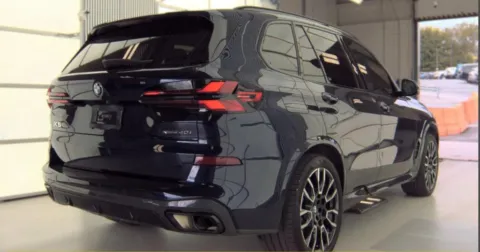 Photos of 2024 BMW X5 xDrive40i for sale in Highland Park, IL at Gravity Autos Chicago