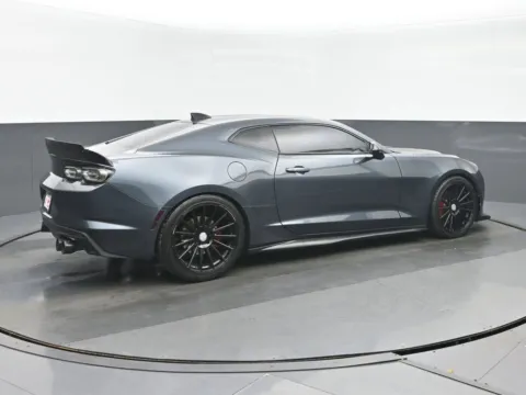 Another view of 2021 Chevrolet Camaro LT1 for sale in Highland Park, IL at Gravity Autos Chicago