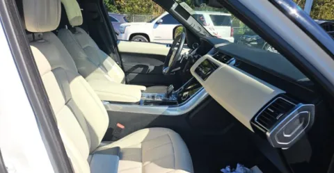 More photos of 2022 Land Rover Range Rover Sport HSE Silver Edition at Gravity Autos Chicago, IL