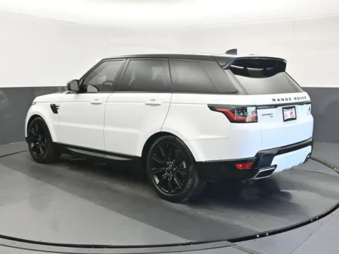More photos of 2022 Land Rover Range Rover Sport HSE Silver Edition at Gravity Autos Chicago, IL