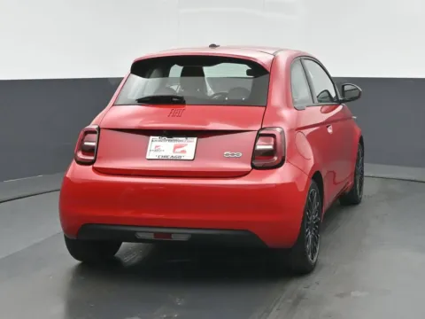 More photos of 2024 Fiat 500e Battery Electric at Gravity Autos Chicago, IL