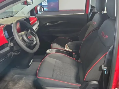 More photos of 2024 Fiat 500e Battery Electric at Gravity Autos Chicago, IL
