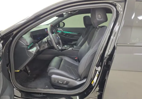 More photos of 2024 BMW i5 M60 at Gravity Autos Chicago, IL