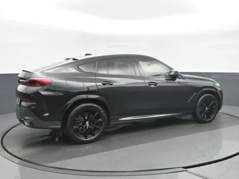 Another view of 2024 BMW X6 xDrive40i for sale in Highland Park, IL at Gravity Autos Chicago