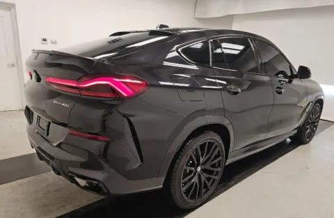 Photos of 2024 BMW X6 xDrive40i for sale in Highland Park, IL at Gravity Autos Chicago