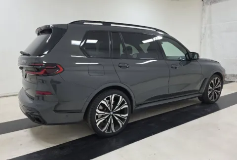 Photos of 2024 BMW X7 M60i for sale in Highland Park, IL at Gravity Autos Chicago