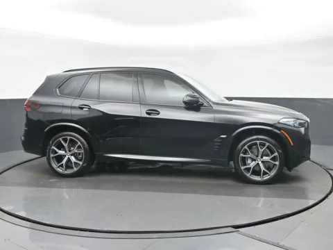 Photos of 2026 BMW X5 xDrive40i for sale in Highland Park, IL at Gravity Autos Chicago