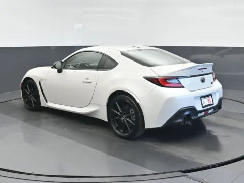 More photos of 2023 Toyota GR86 Premium at Gravity Autos Chicago, IL