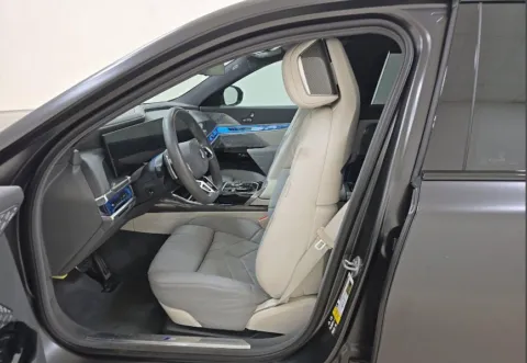 More photos of 2023 BMW 7 Series 760i xDrive at Gravity Autos Chicago, IL