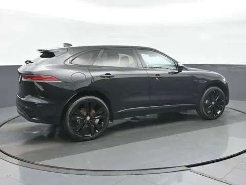 Another view of 2023 Jaguar F-PACE P250 S for sale in Highland Park, IL at Gravity Autos Chicago