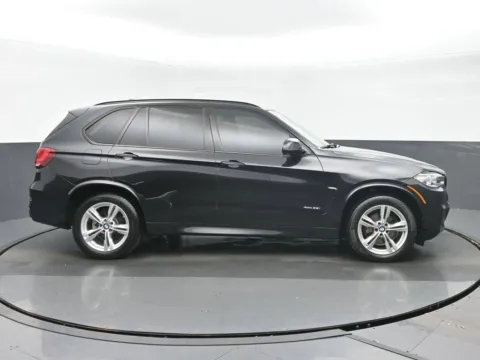Photos of 2017 BMW X5 xDrive35i for sale in Highland Park, IL at Gravity Autos Chicago