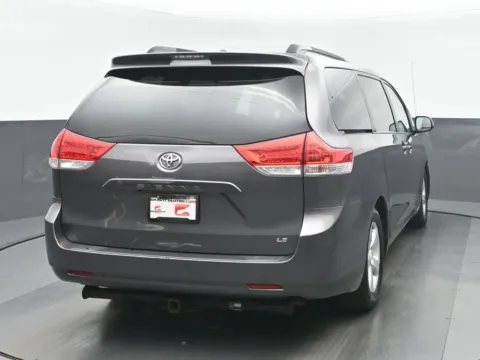 More photos of 2011 Toyota Sienna LE at Gravity Autos Chicago, IL