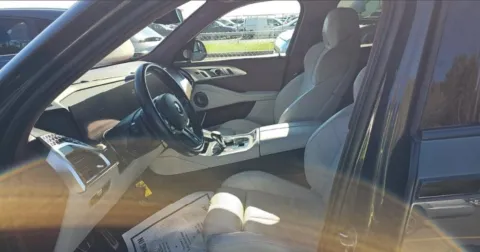 More photos of 2023 BMW XM at Gravity Autos Chicago, IL
