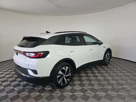 Photos of 2023 Volkswagen ID.4 Pro for sale in Highland Park, IL at Gravity Autos Chicago