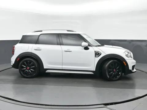 Photos of 2020 MINI Cooper S Countryman Classic for sale in Highland Park, IL at Gravity Autos Chicago