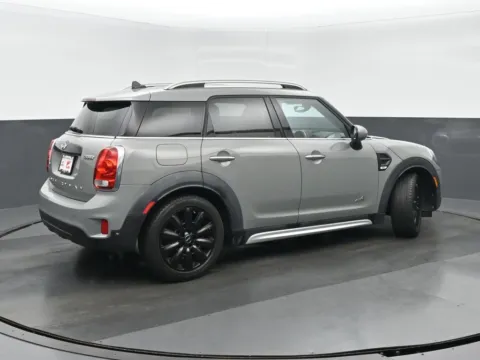 Another view of 2018 MINI Cooper Countryman ALL4 for sale in Highland Park, IL at Gravity Autos Chicago
