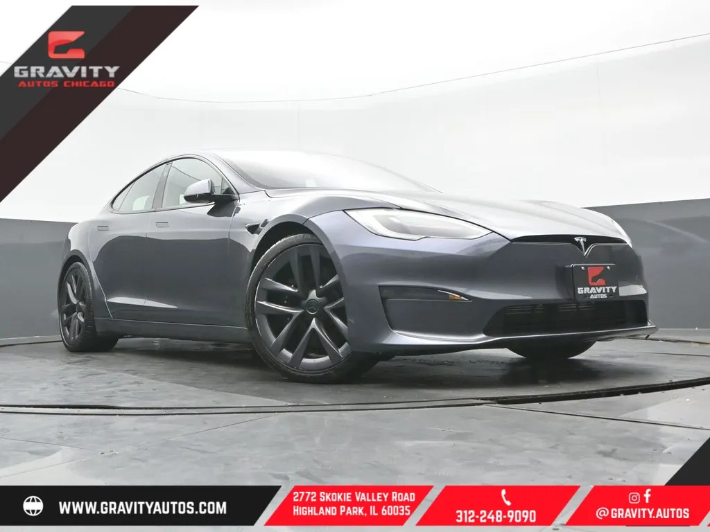 Blue 2021 Tesla Model S Plaid for sale in Highland Park, IL