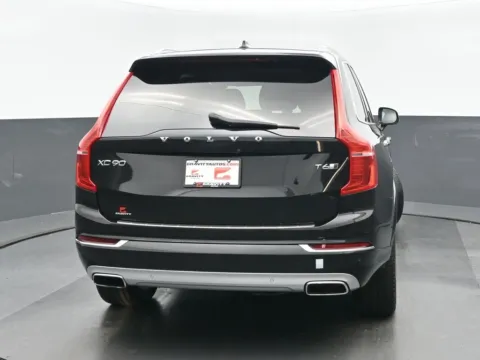 More photos of 2018 Volvo XC90 T6 Inscription at Gravity Autos Chicago, IL