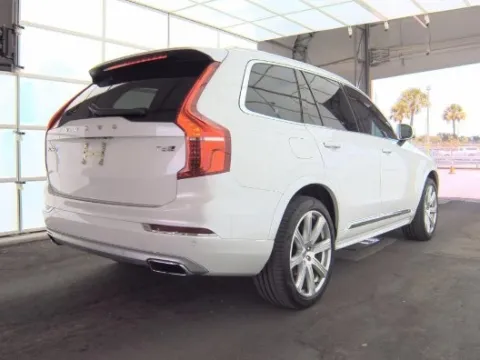 Photos of 2019 Volvo XC90 T6 Inscription for sale in Highland Park, IL at Gravity Autos Chicago