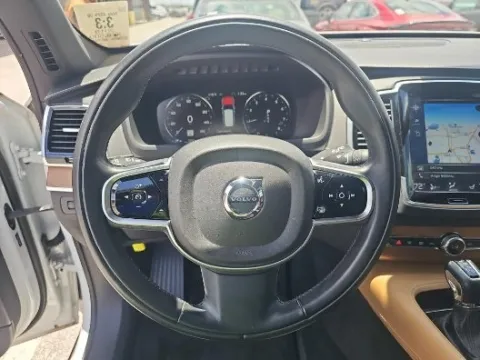 More photos of 2019 Volvo XC90 T6 Inscription at Gravity Autos Chicago, IL