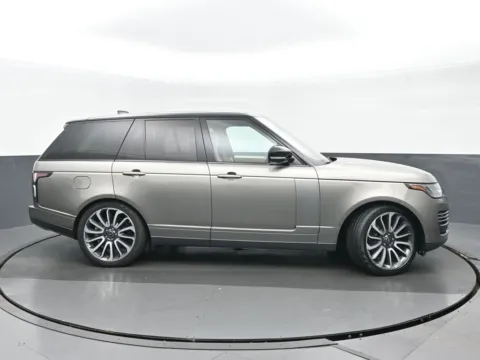 Photos of 2020 Land Rover Range Rover HSE for sale in Highland Park, IL at Gravity Autos Chicago