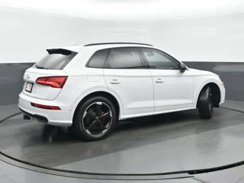 Another view of 2019 Audi SQ5 3.0T Prestige for sale in Highland Park, IL at Gravity Autos Chicago