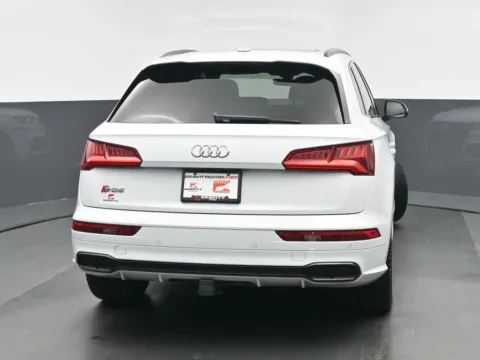 More photos of 2019 Audi SQ5 3.0T Prestige at Gravity Autos Chicago, IL