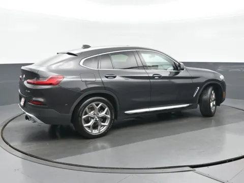 Another view of 2020 BMW X4 xDrive30i for sale in Highland Park, IL at Gravity Autos Chicago