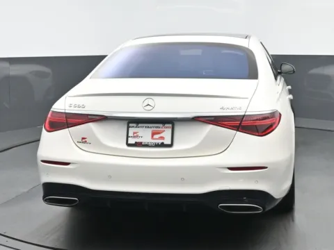 More photos of 2022 Mercedes-Benz S-Class S 580 at Gravity Autos Chicago, IL