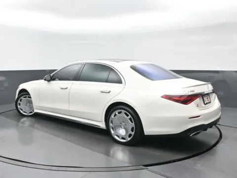 More photos of 2022 Mercedes-Benz S-Class S 580 at Gravity Autos Chicago, IL