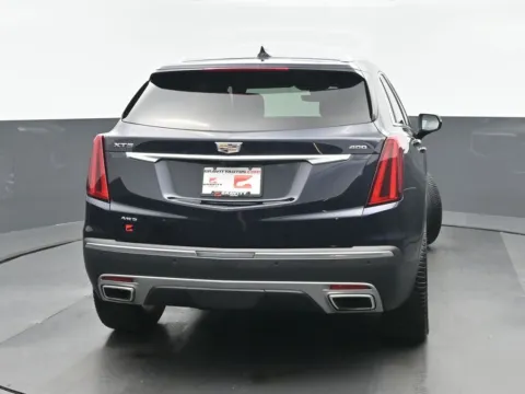 More photos of 2021 Cadillac XT5 Premium Luxury at Gravity Autos Chicago, IL