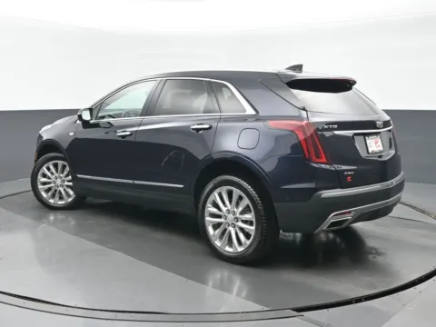 More photos of 2021 Cadillac XT5 Premium Luxury at Gravity Autos Chicago, IL