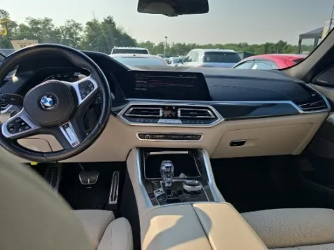 More photos of 2022 BMW X6 M50i at Gravity Autos Chicago, IL