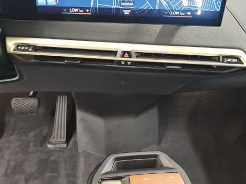 More photos of 2023 BMW iX M60 at Gravity Autos Chicago, IL