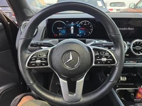 More photos of 2022 Mercedes-Benz GLB 250 at Gravity Autos Chicago, IL