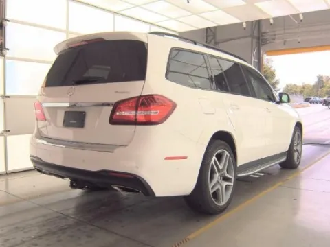 Photos of 2019 Mercedes-Benz GLS 550 for sale in Highland Park, IL at Gravity Autos Chicago