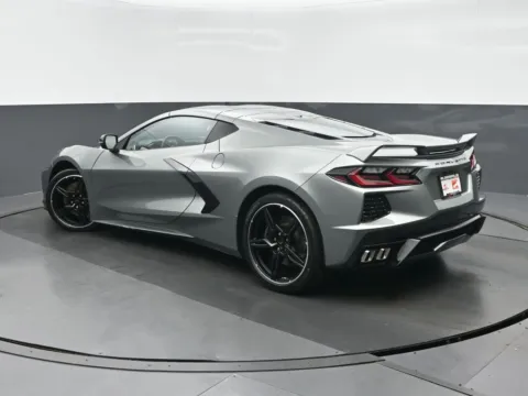 More photos of 2022 Chevrolet Corvette Stingray at Gravity Autos Chicago, IL