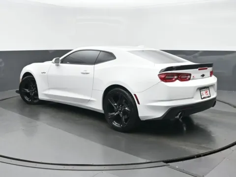 More photos of 2023 Chevrolet Camaro LT1 at Gravity Autos Chicago, IL