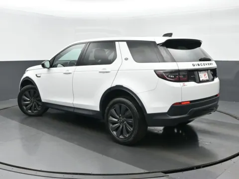 More photos of 2020 Land Rover Discovery Sport SE at Gravity Autos Chicago, IL