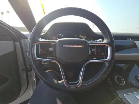 More photos of 2022 Land Rover Range Rover Evoque R-Dynamic SE at Gravity Autos Chicago, IL