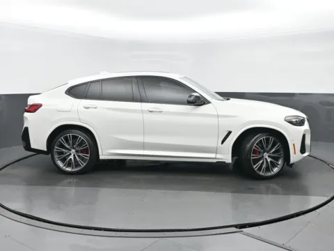 Photos of 2023 BMW X4 M40i for sale in Highland Park, IL at Gravity Autos Chicago