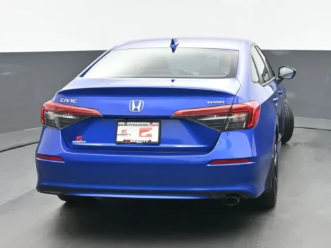 More photos of 2022 Honda Civic Sport at Gravity Autos Chicago, IL